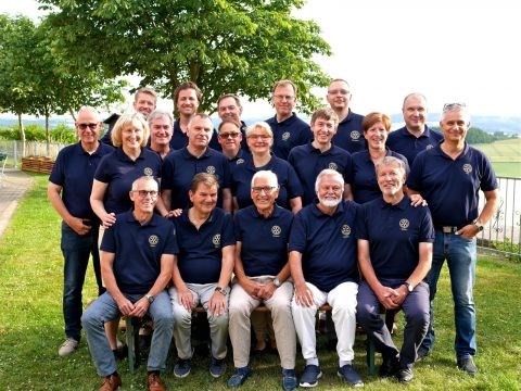 Clubmitglieder beim rot. Jahreswechsel